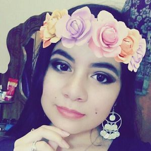 Meet your Posher, Mikaela